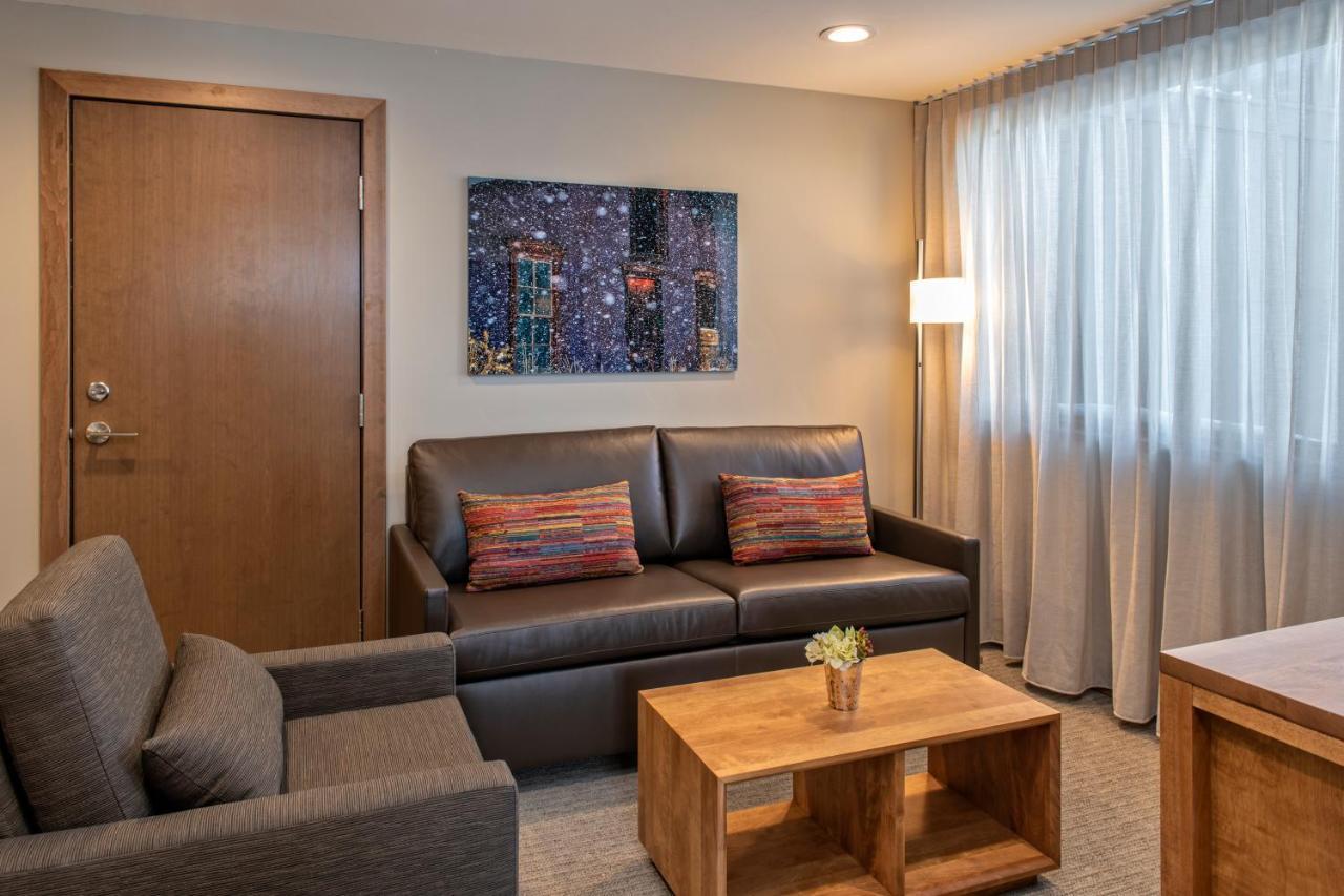Grand Colorado On Peak 8 Hotel Breckenridge Room photo